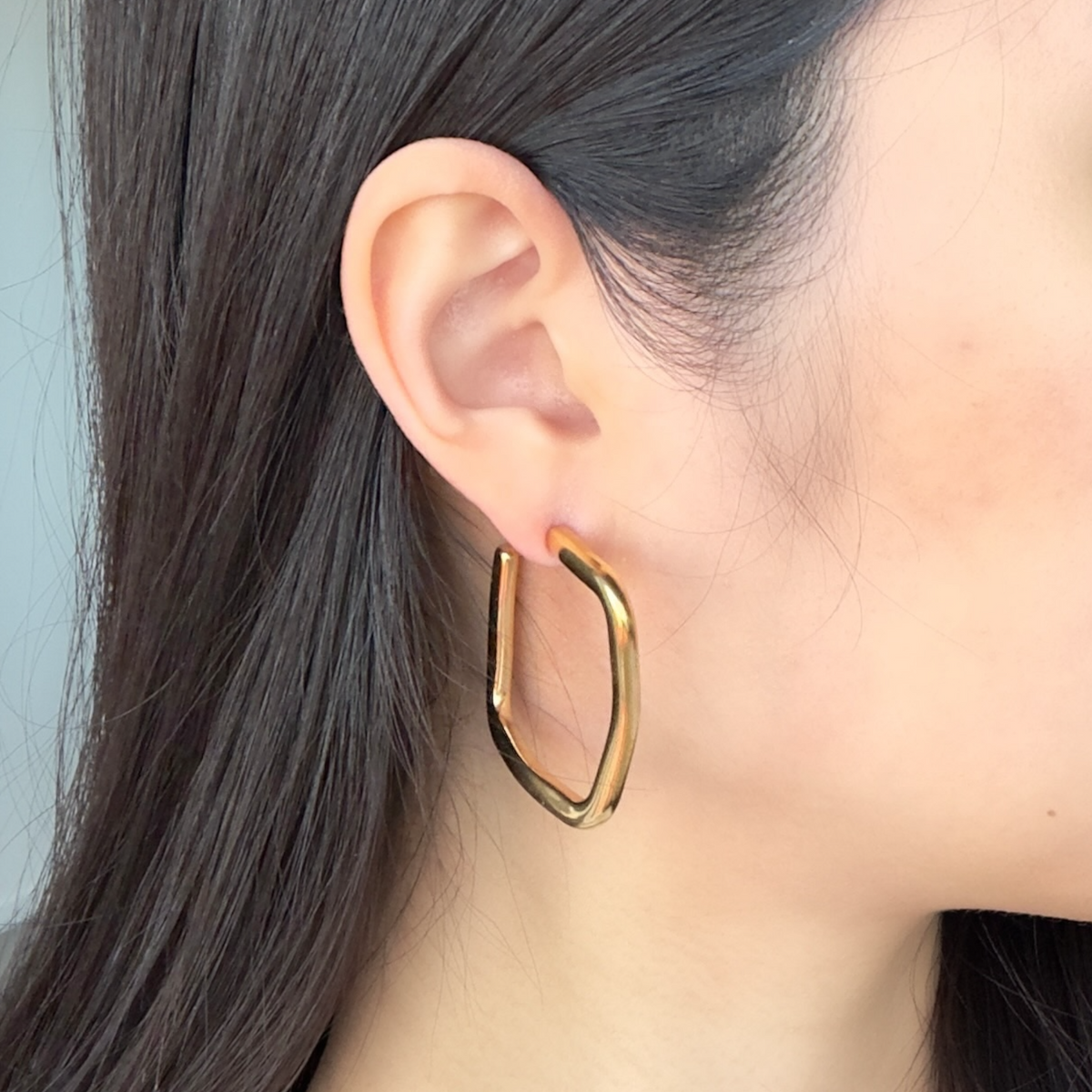 Bloks hoops oorbellen Goud SOFIZARE
