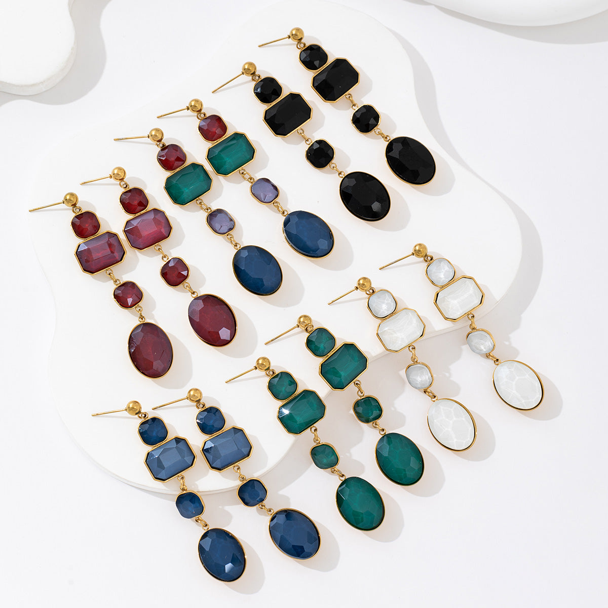 Oval stone strass oorbellen Goud SOFIZARE