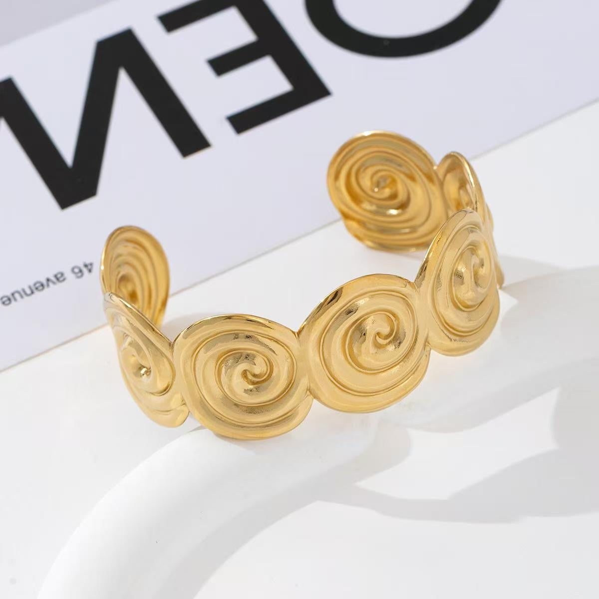 Spiral bangle Goud SOFIZARE